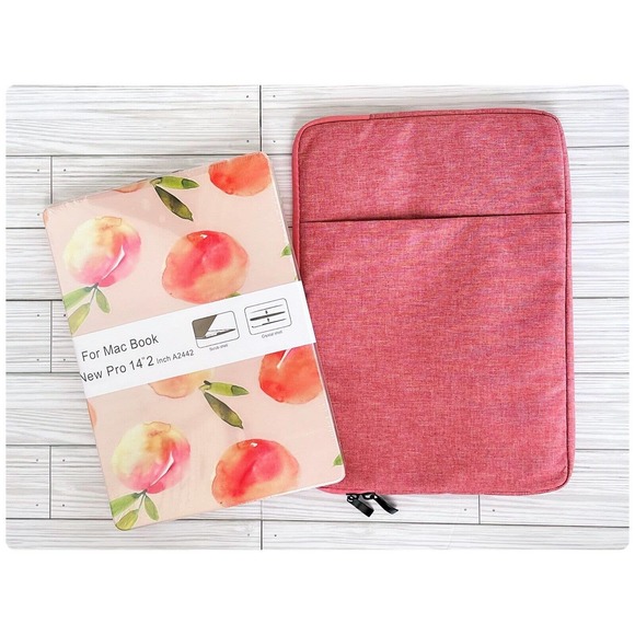 MacBook Pro 14.2” Case Set. Comes with Sleeve, Shell, Keyboard Sleeve. New - Picture 1 of 4